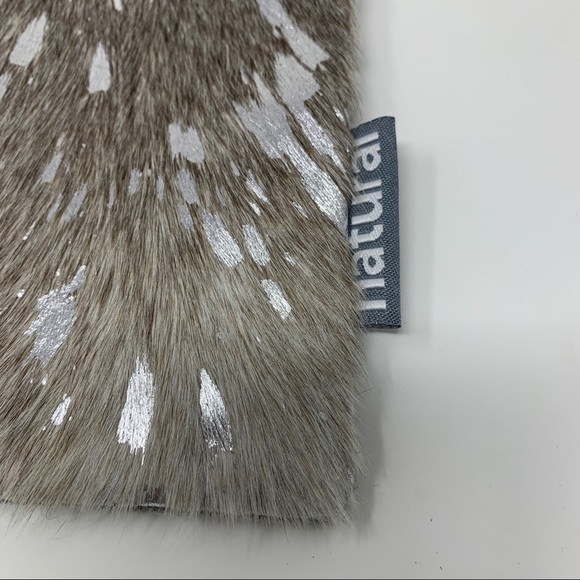 Natural genuine cowhide accent pillow grey and silver NWT - Picture 4 of 11